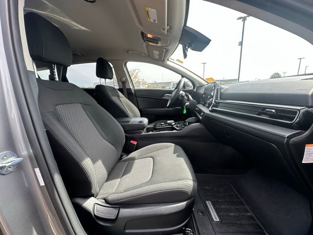 Used 2023 Kia Sportage LX image 29