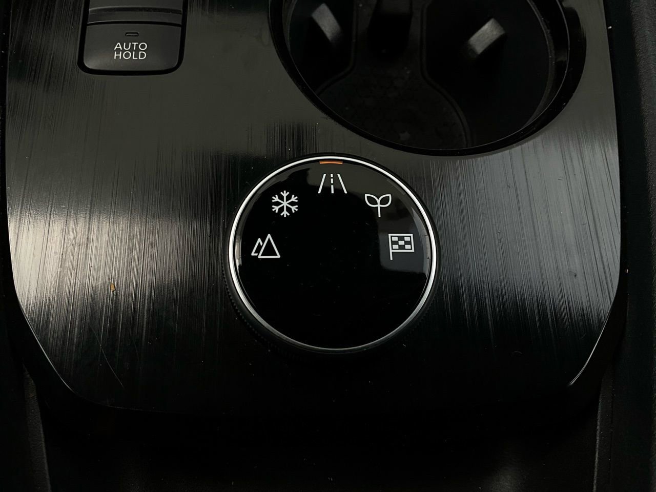 Used 2025 Nissan Rogue SV image 22