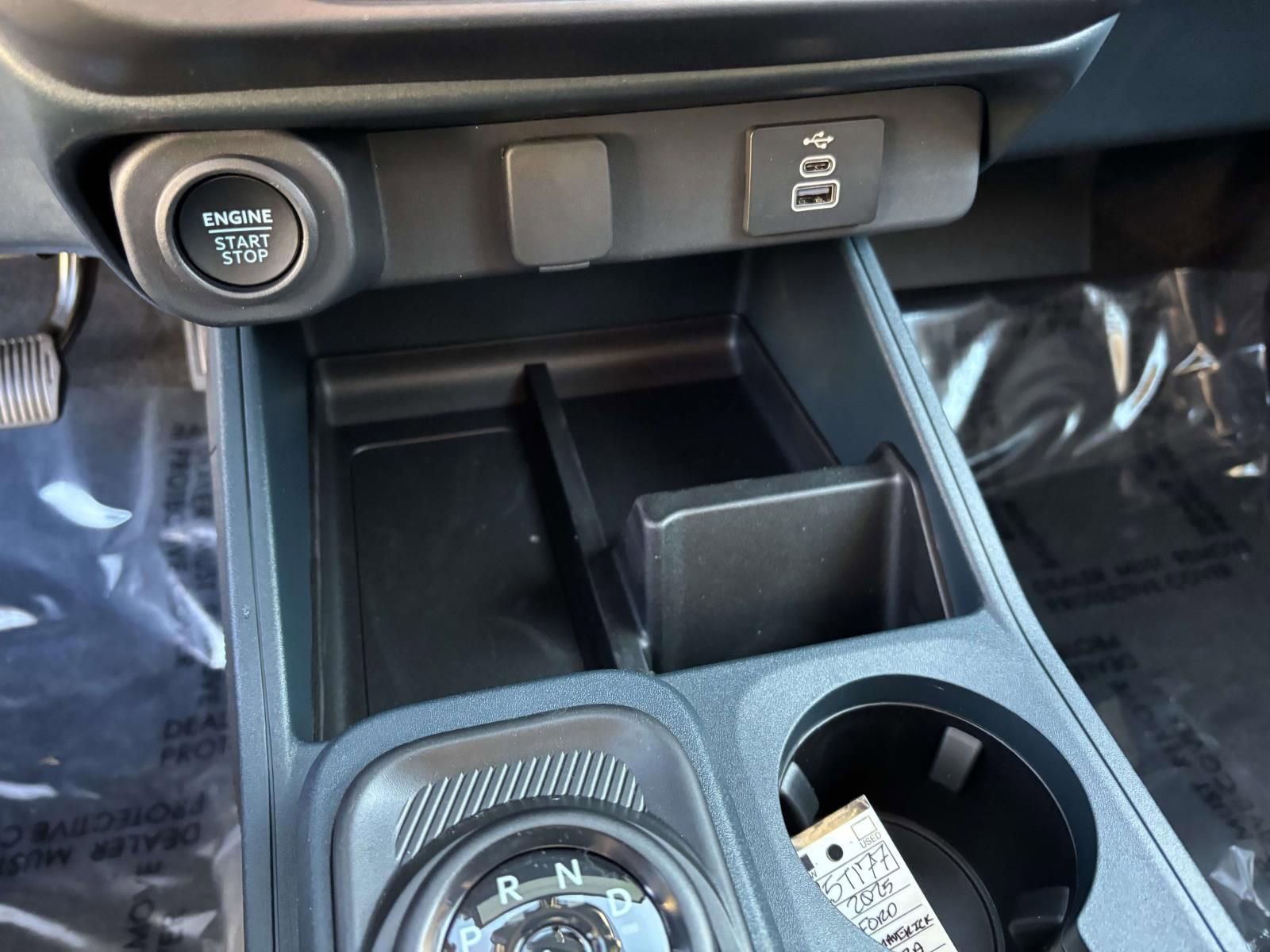 New 2025 Ford Maverick XLT w/ XLT Luxury Package image 23