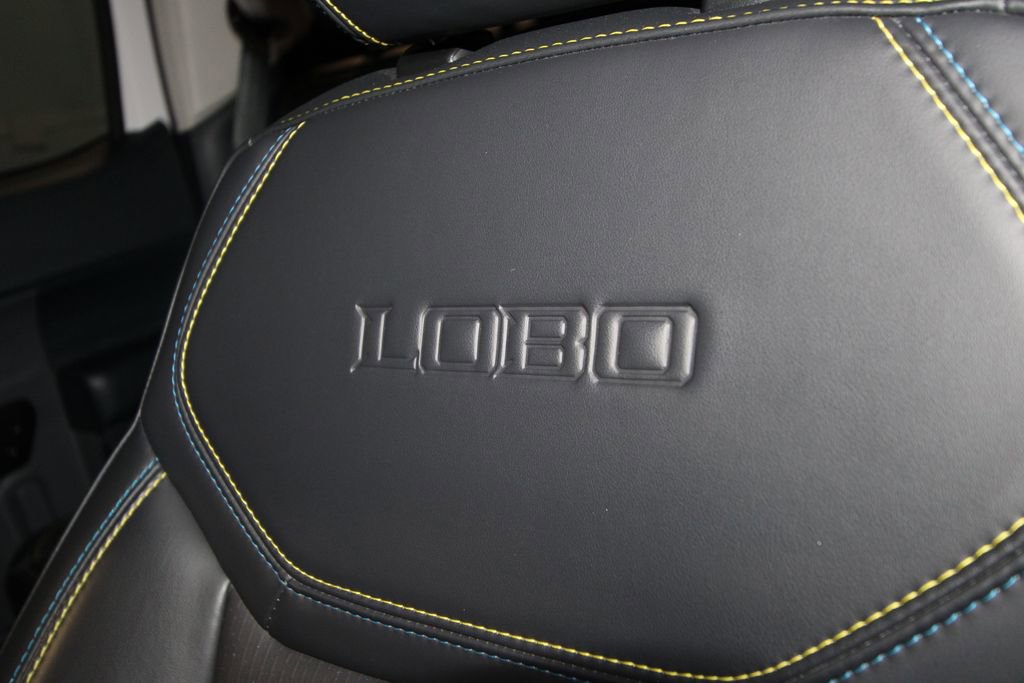 Used 2025 Ford Maverick Lobo AWD/4WD image 21