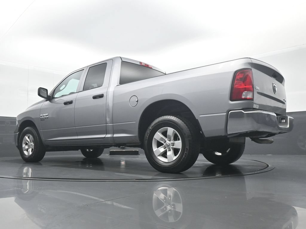 Used 2024 RAM 1500 Classic SLT AWD/4WD image 27