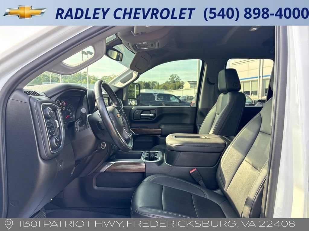 Used 2021 Chevrolet Silverado 2500 LT w/ All Star Edition AWD/4WD image 3