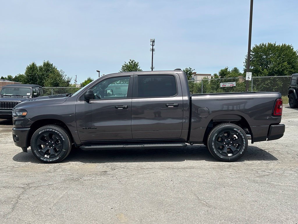 New 2026 RAM 1500 Express AWD/4WD image 10