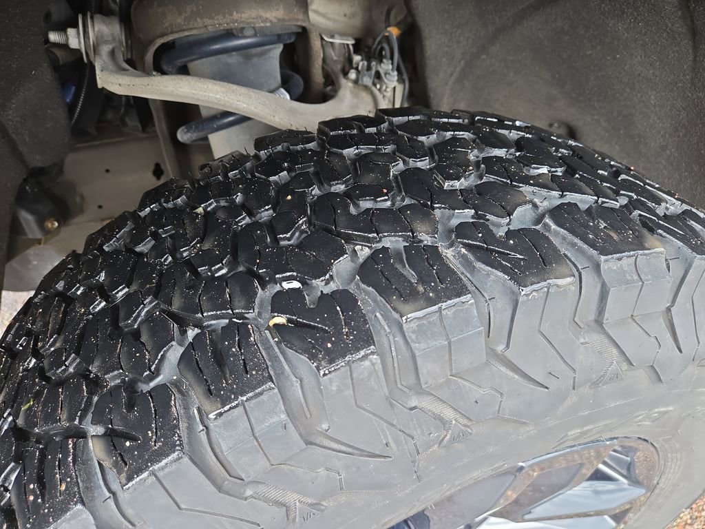 Used 2020 Chevrolet Silverado 1500 LT Trail Boss image 11