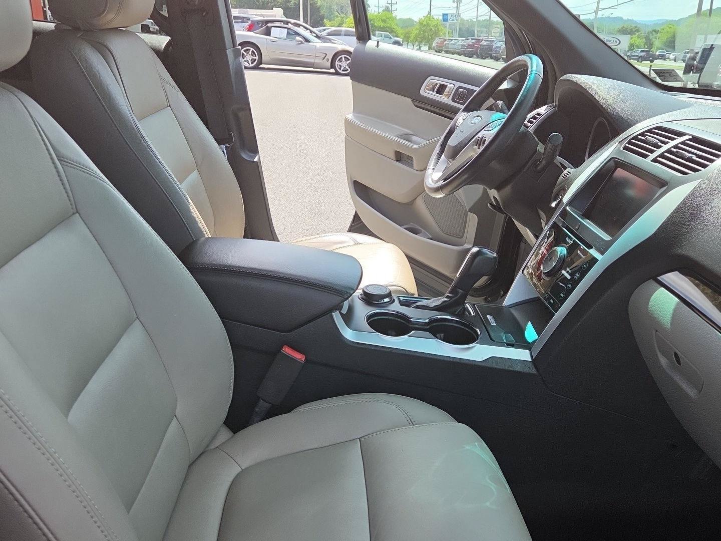 Used 2015 Ford Explorer Limited AWD/4WD image 22