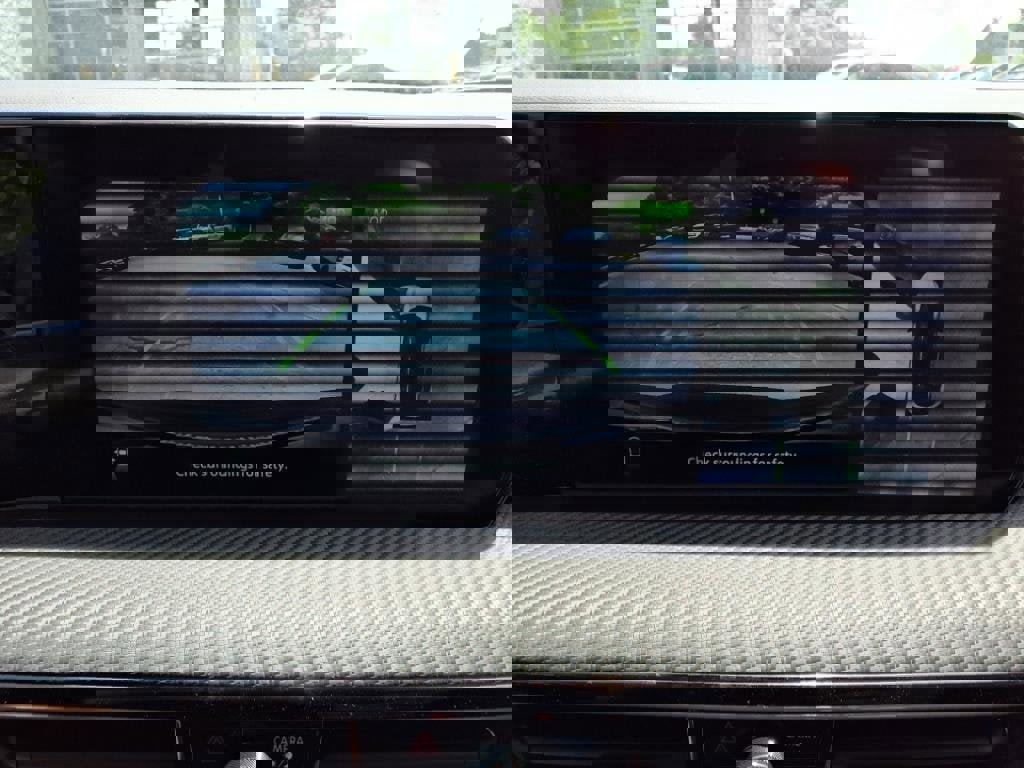 New 2025 Nissan Kicks SR image 10