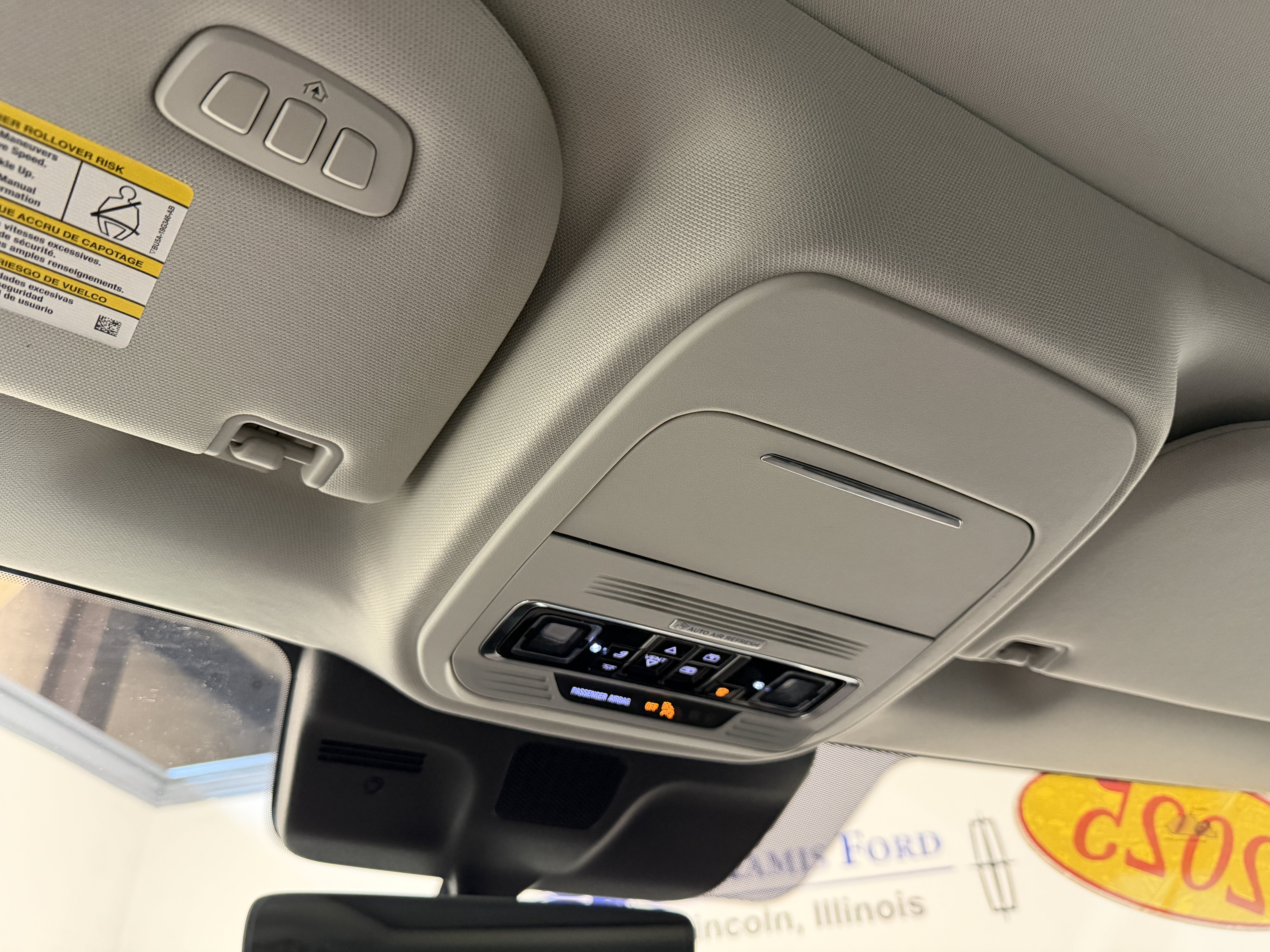 Used 2025 Lincoln Navigator L Reserve AWD/4WD image 6