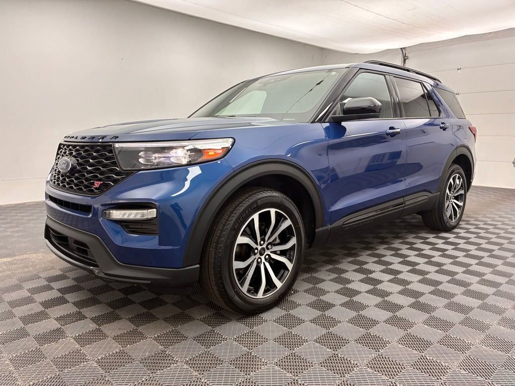 Certified 2023 Ford Explorer ST image 17