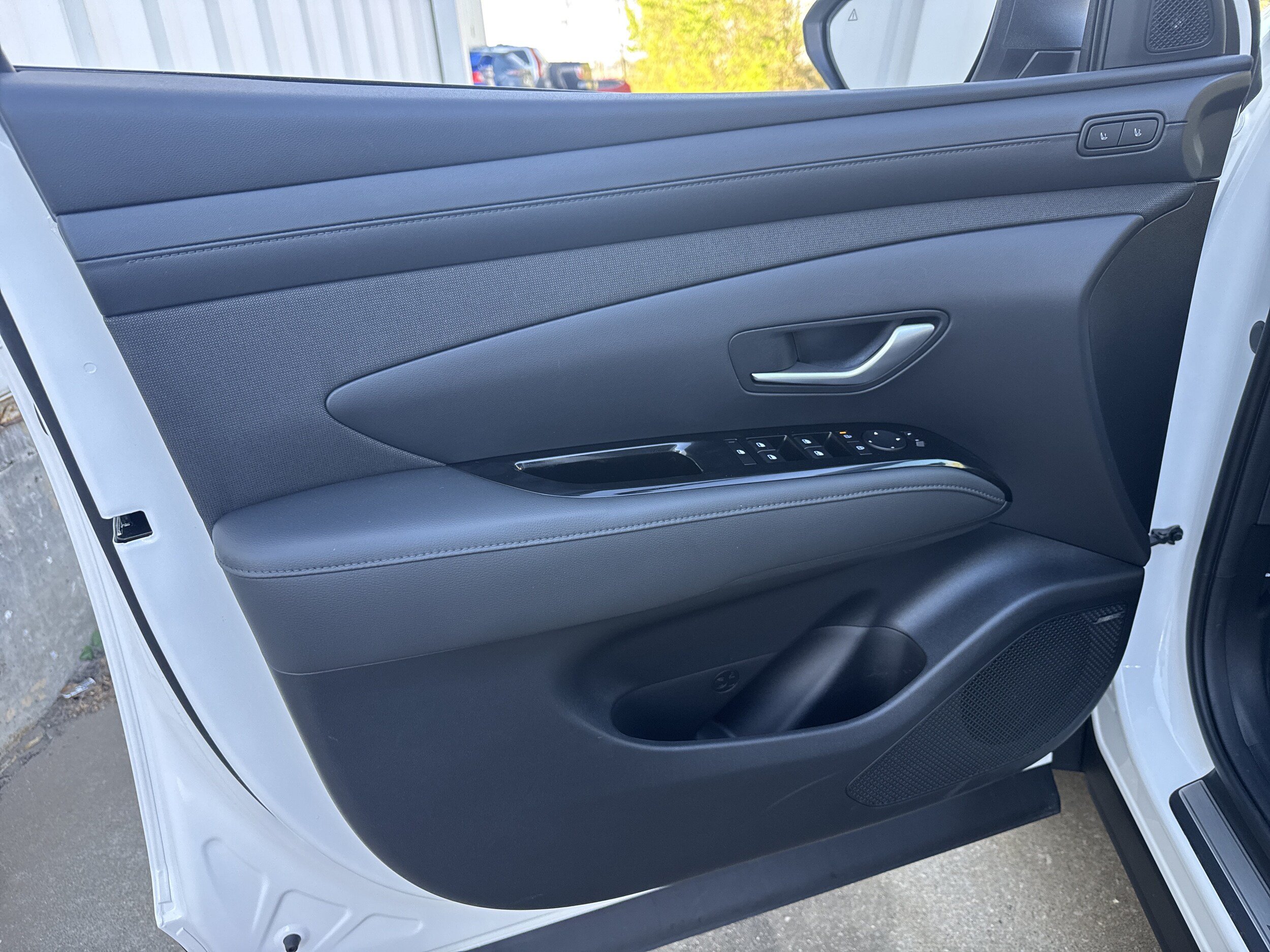 Used 2026 Hyundai Tucson Limited AWD/4WD image 8