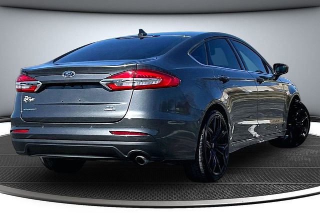 Used 2020 Ford Fusion SE image 6
