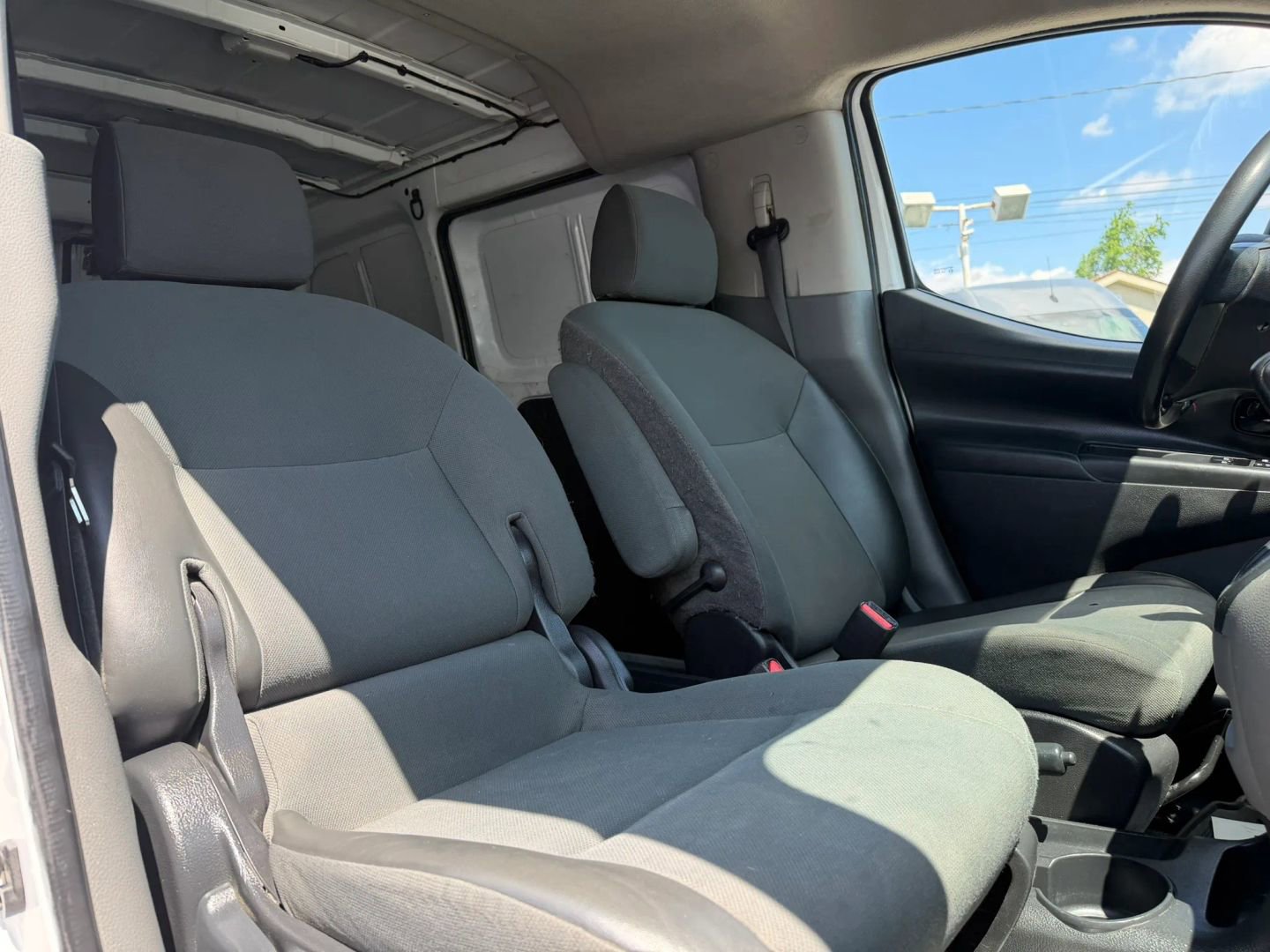 Used 2020 Nissan NV200 SV FWD image 15