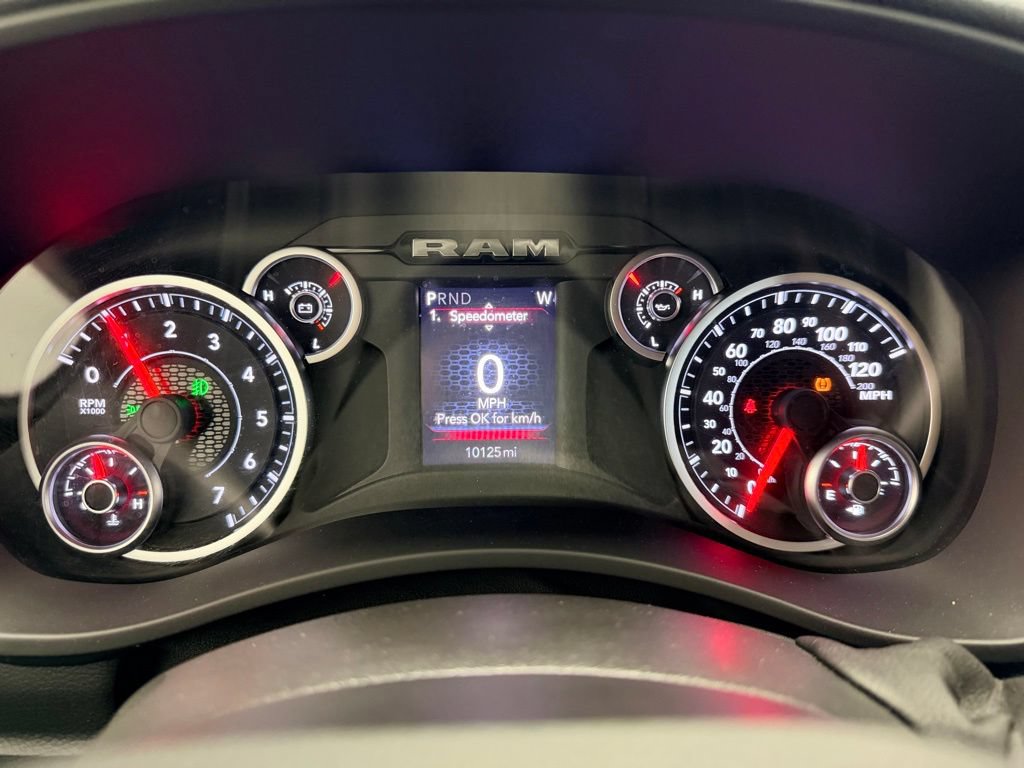 Used 2025 RAM 2500 Big Horn AWD/4WD image 17