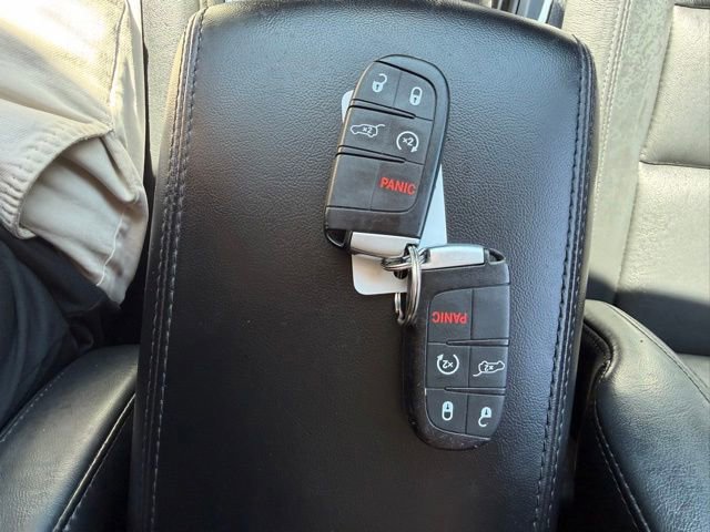 Used 2016 Dodge Durango Limited w/ Nav & Power Liftgate Group AWD/4WD image 25