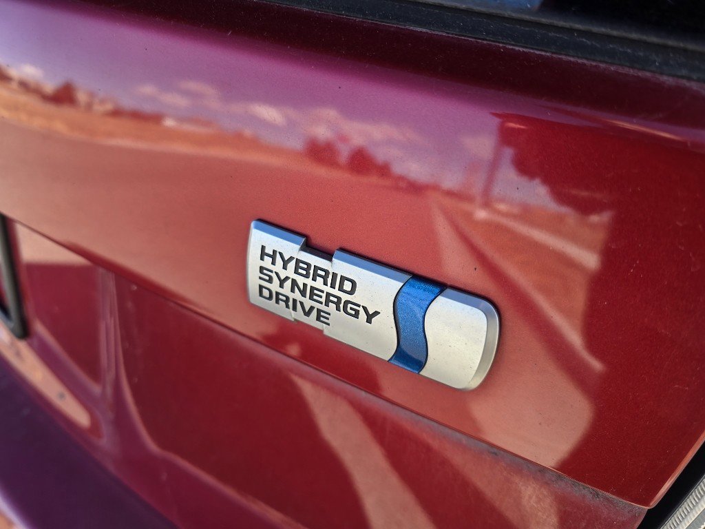 Used 2014 Toyota Prius Two image 10