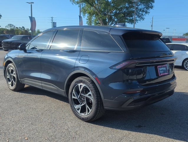 Used 2024 Lincoln Nautilus Premier w/ Jet Appearance Package image 6