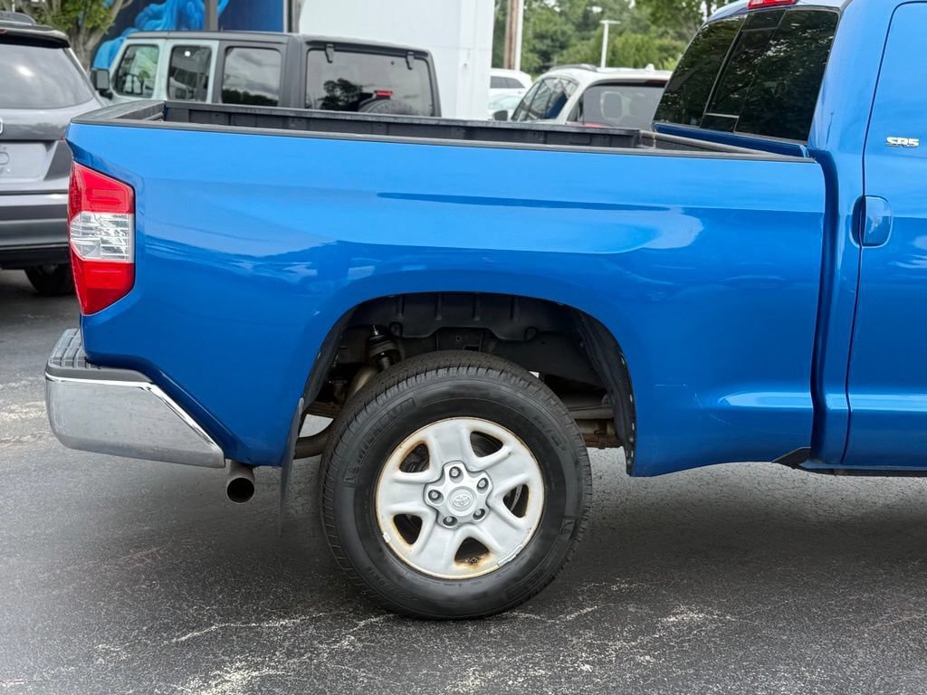 Certified 2018 Toyota Tundra SR5 AWD/4WD image 8