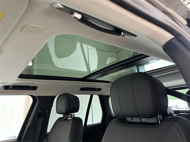 Used 2024 Land Rover Range Rover SE image 22