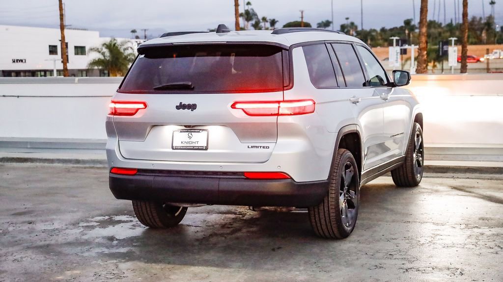 New 2025 Jeep Grand Cherokee L Limited w/ Black Appearance Package image 9