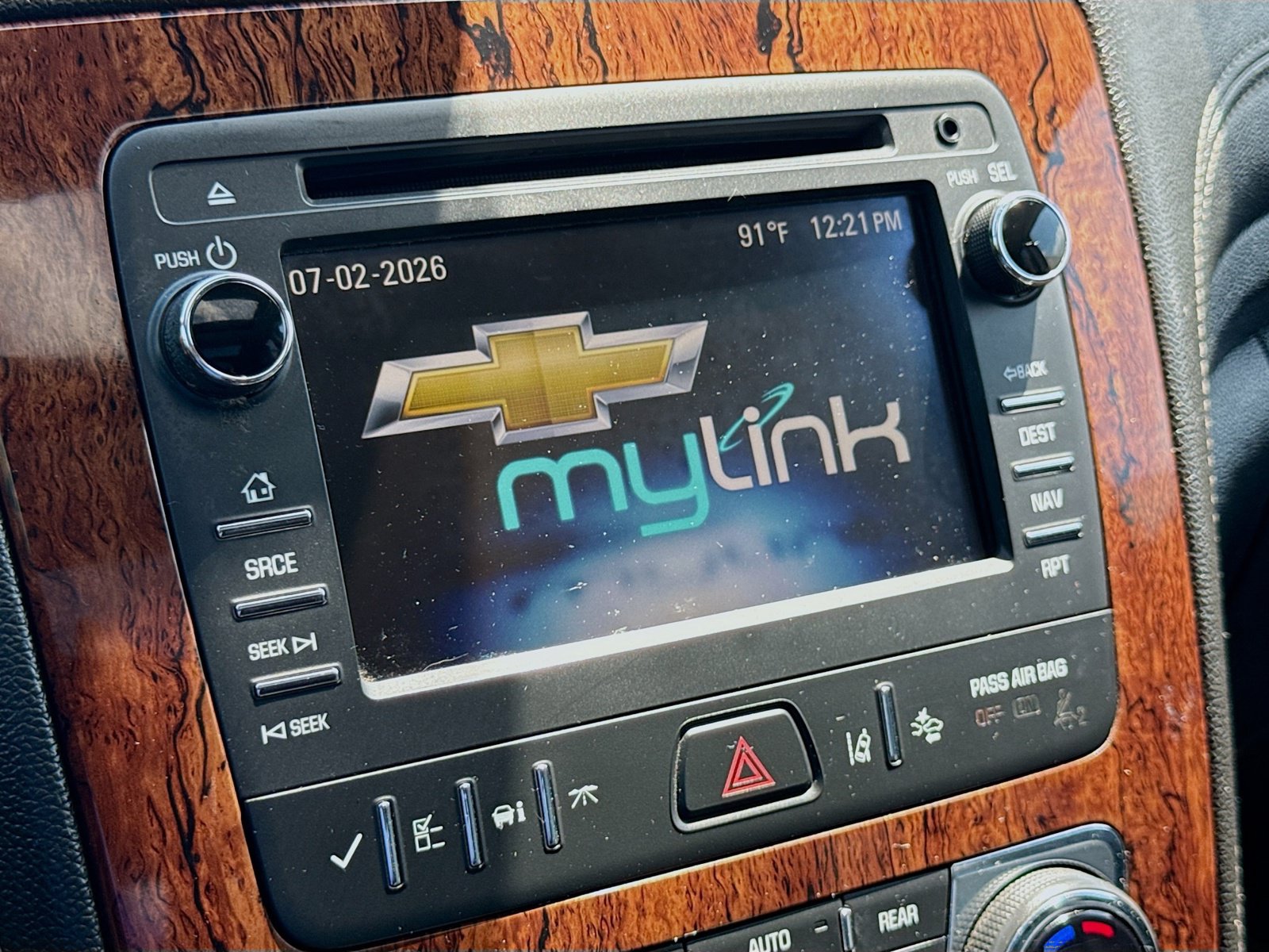 Used 2014 Chevrolet Traverse LTZ AWD/4WD image 9