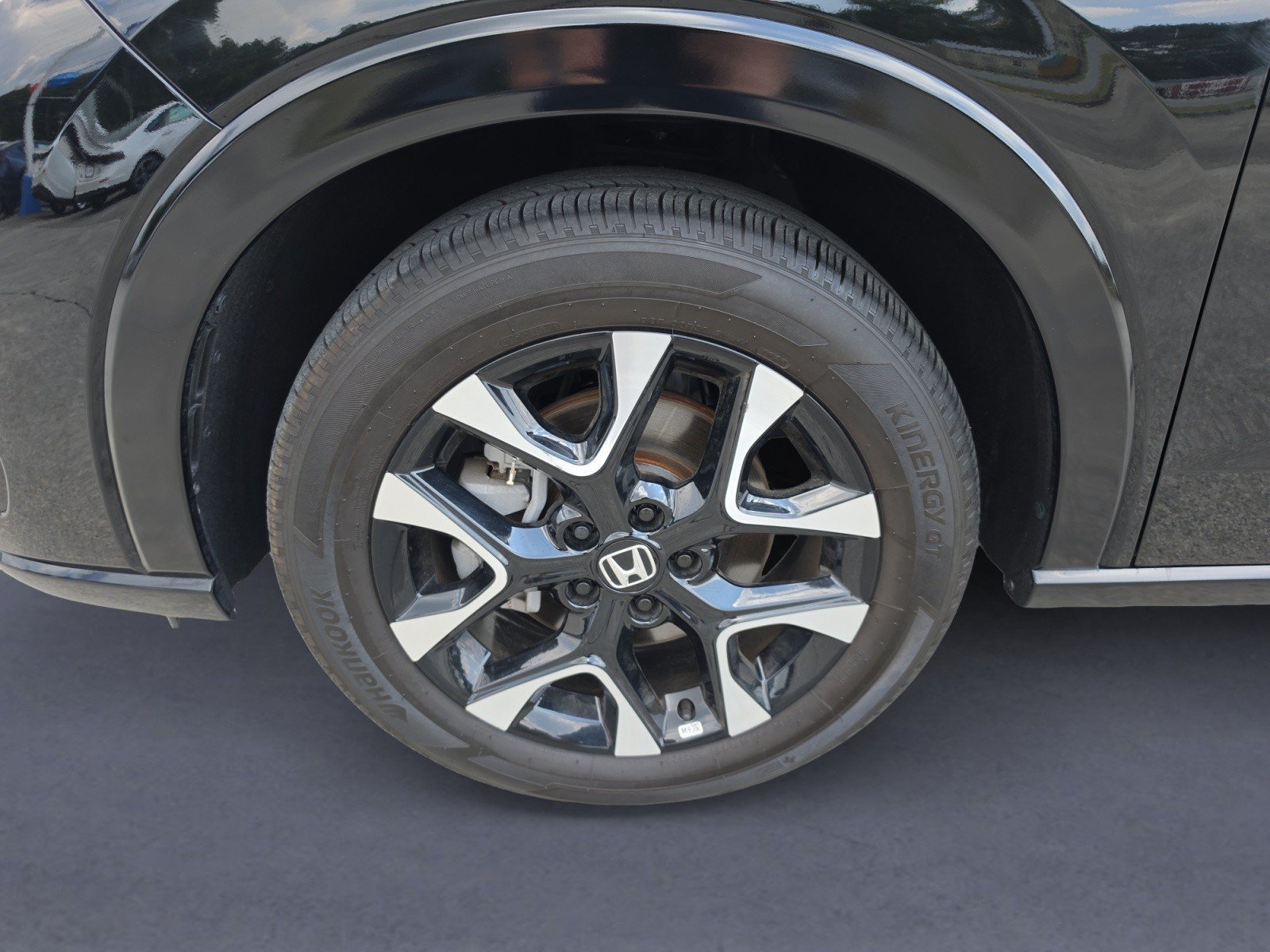 Certified 2026 Honda HR-V EX-L image 31