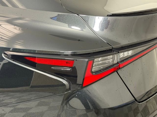 Used 2023 Lexus IS 350 F Sport RWD image 15