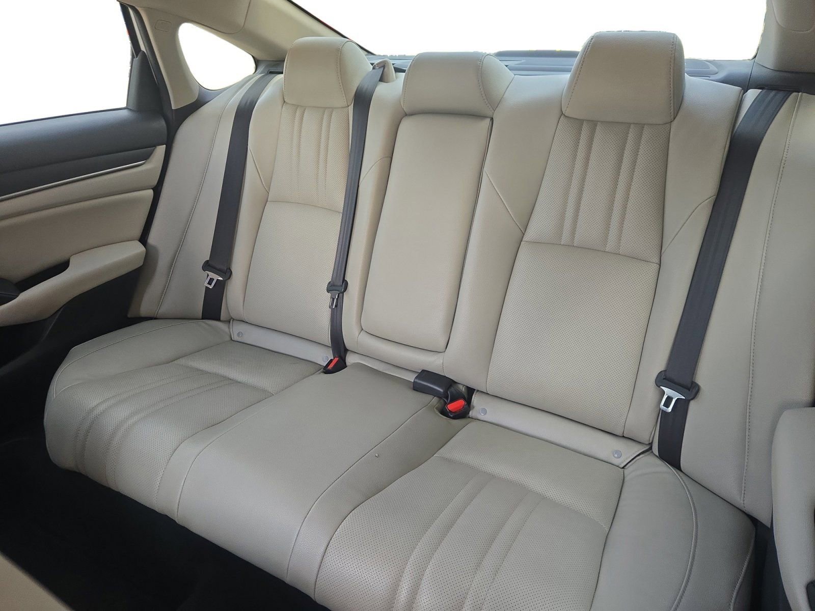 Used 2021 Honda Accord LX image 23