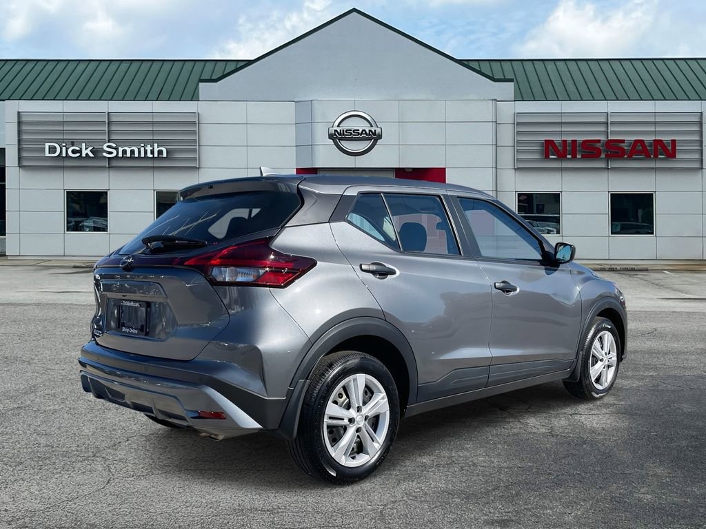 Used 2025 Nissan Kicks Play S image 6