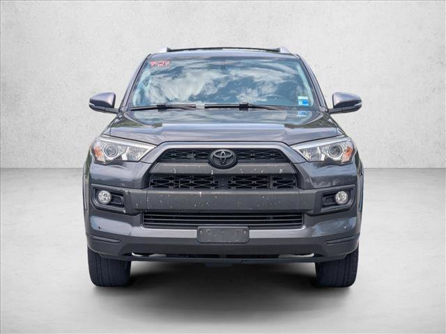 Used 2017 Toyota 4Runner Limited AWD/4WD image 2