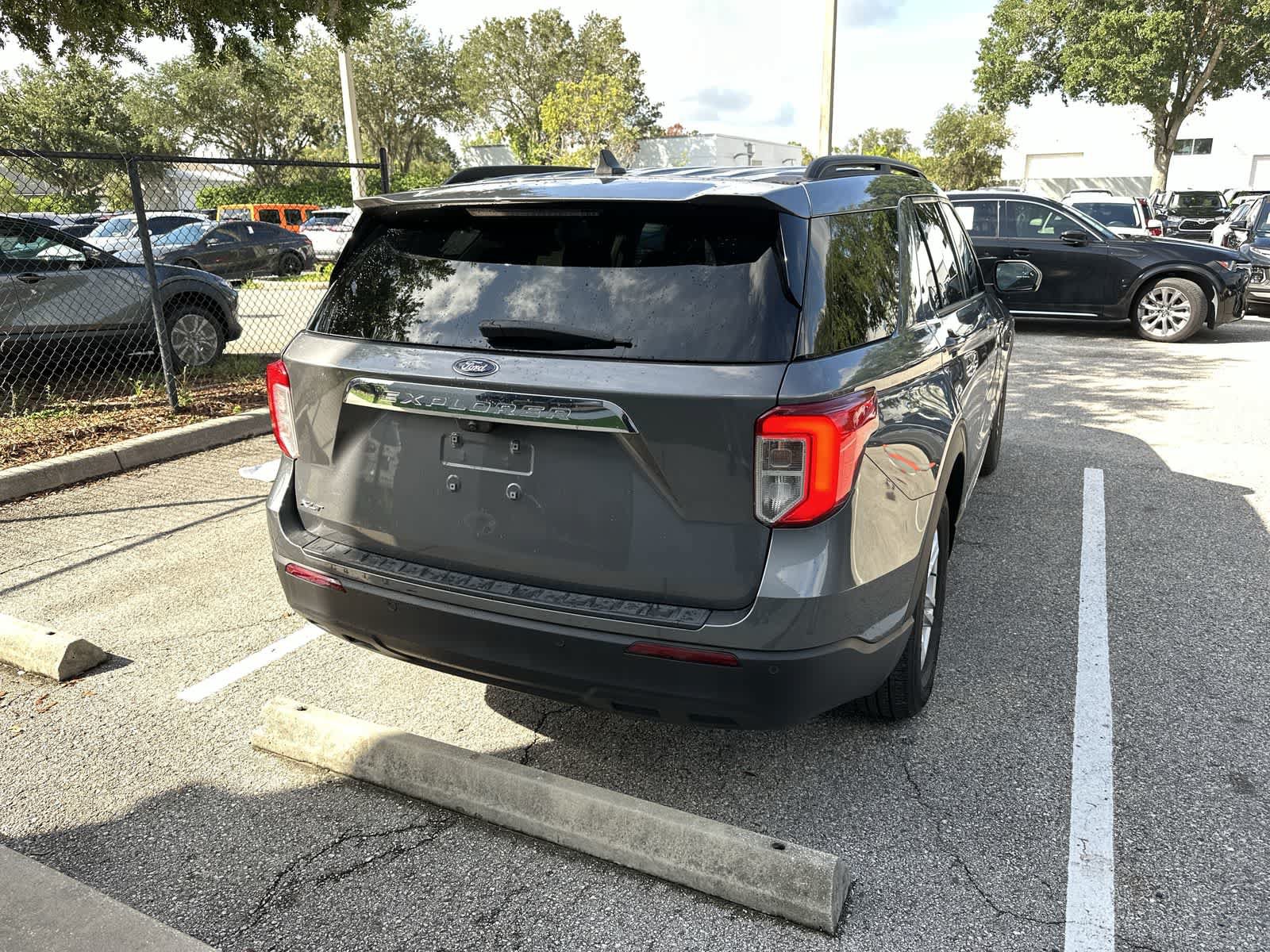 Used 2023 Ford Explorer XLT RWD image 8