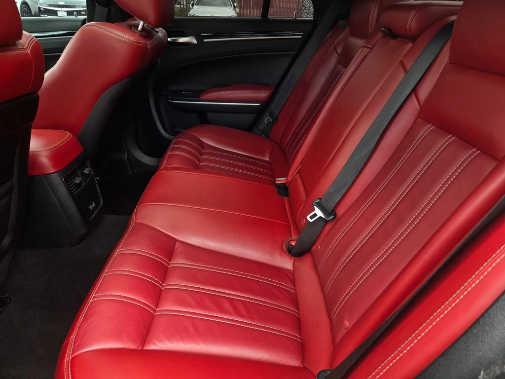 Used 2021 Chrysler 300 S w/ S Model Appearance Package RWD image 13