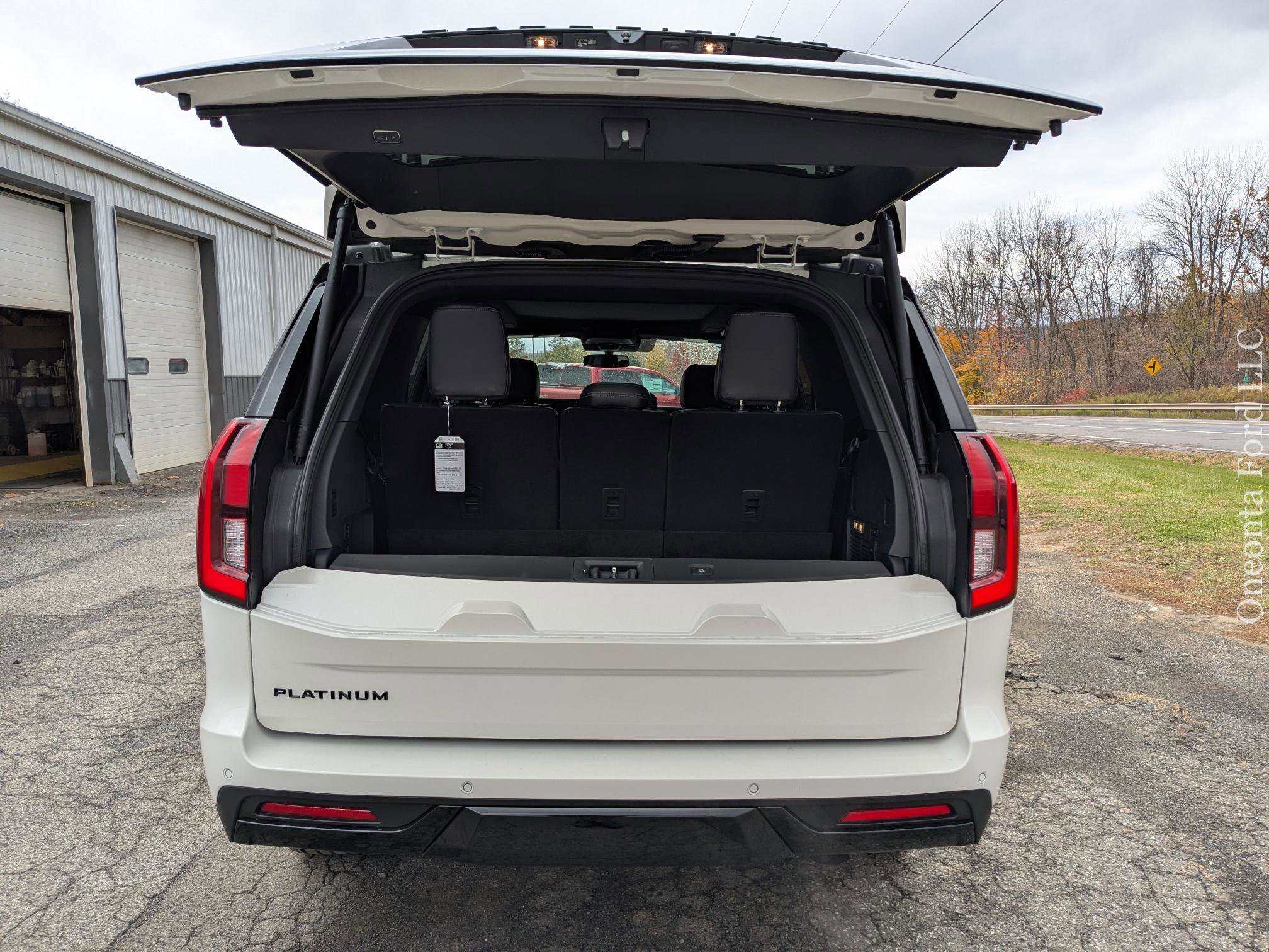 New 2025 Ford Expedition Platinum image 12