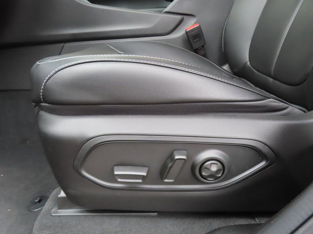 New 2025 Jeep Grand Cherokee Limited w/ Luxury Tech Group II image 10