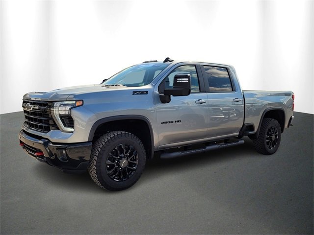 Used 2025 Chevrolet Silverado 2500 LT w/ Trail Boss Package image 2