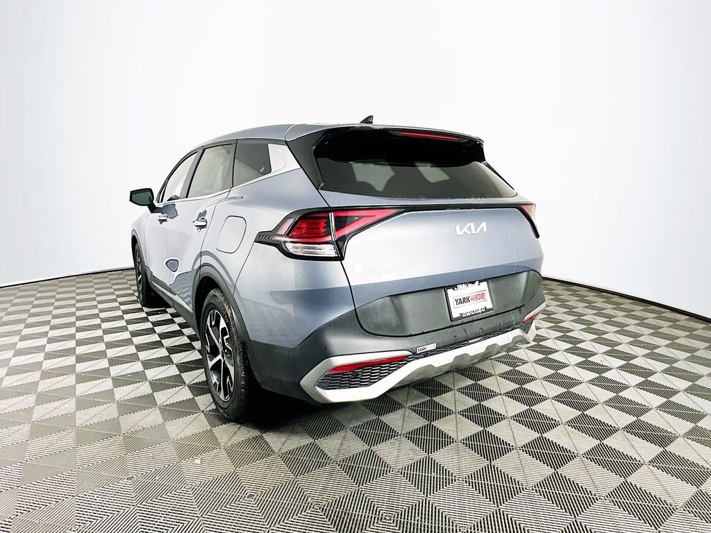 Used 2023 Kia Sportage EX image 7