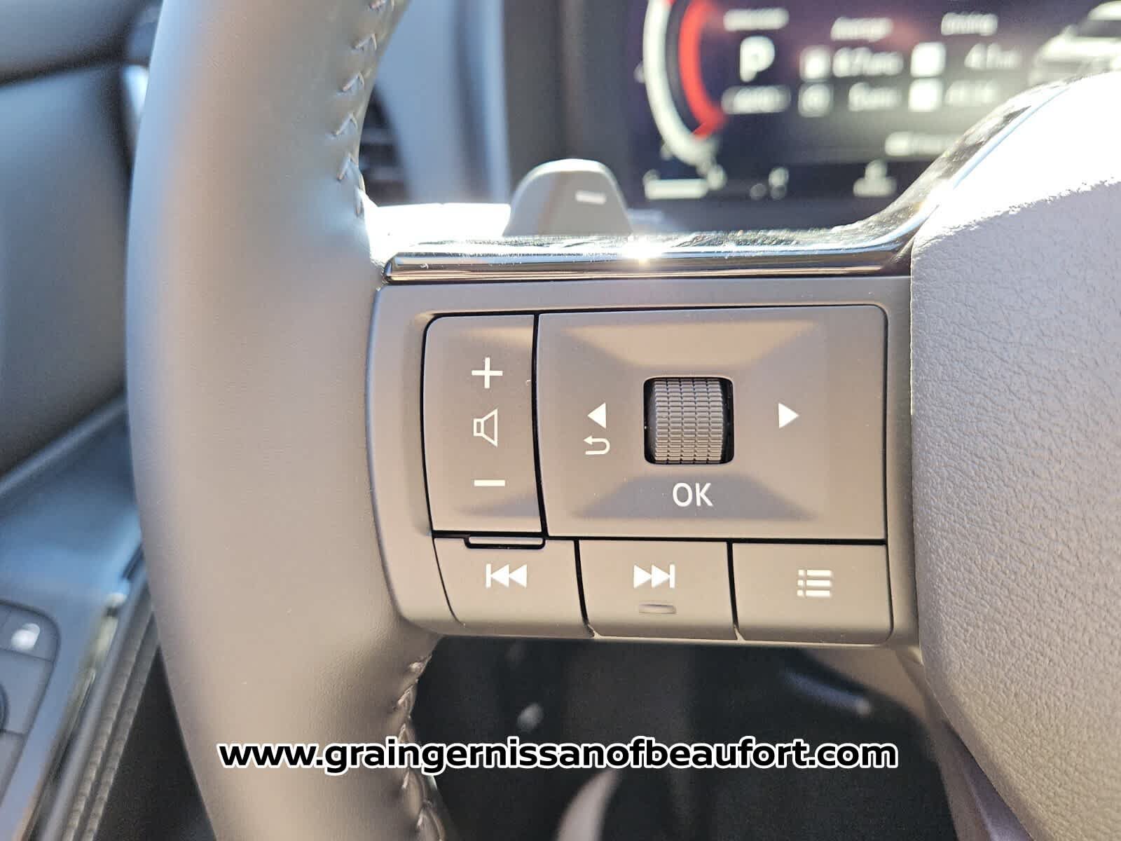 New 2026 Nissan Rogue Platinum AWD/4WD image 12