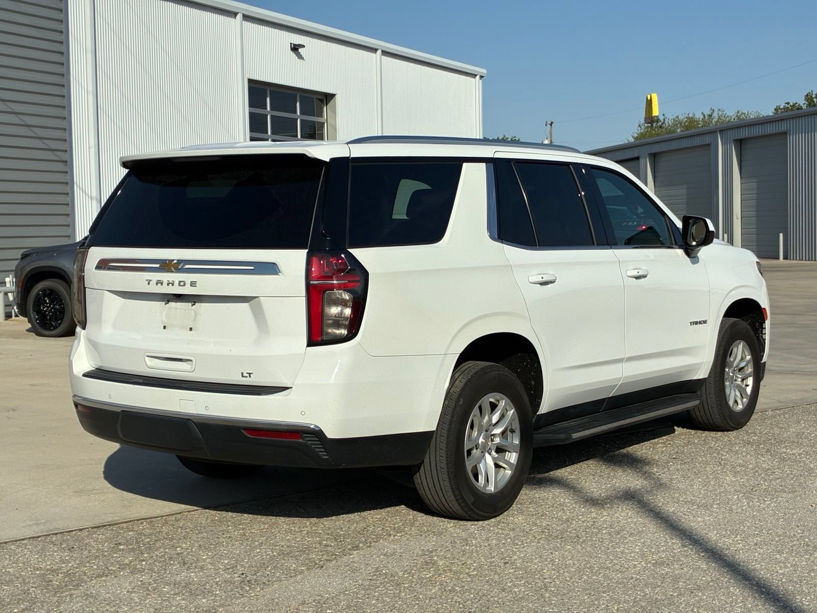 Used 2024 Chevrolet Tahoe LT RWD image 12