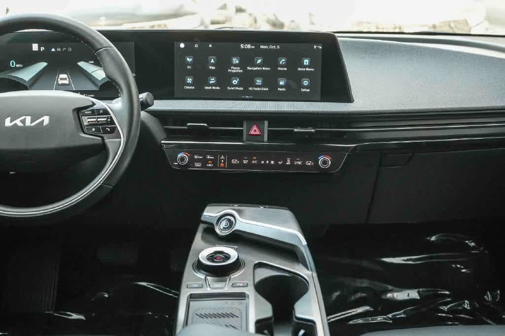 Certified 2024 Kia EV6 Light RWD image 13