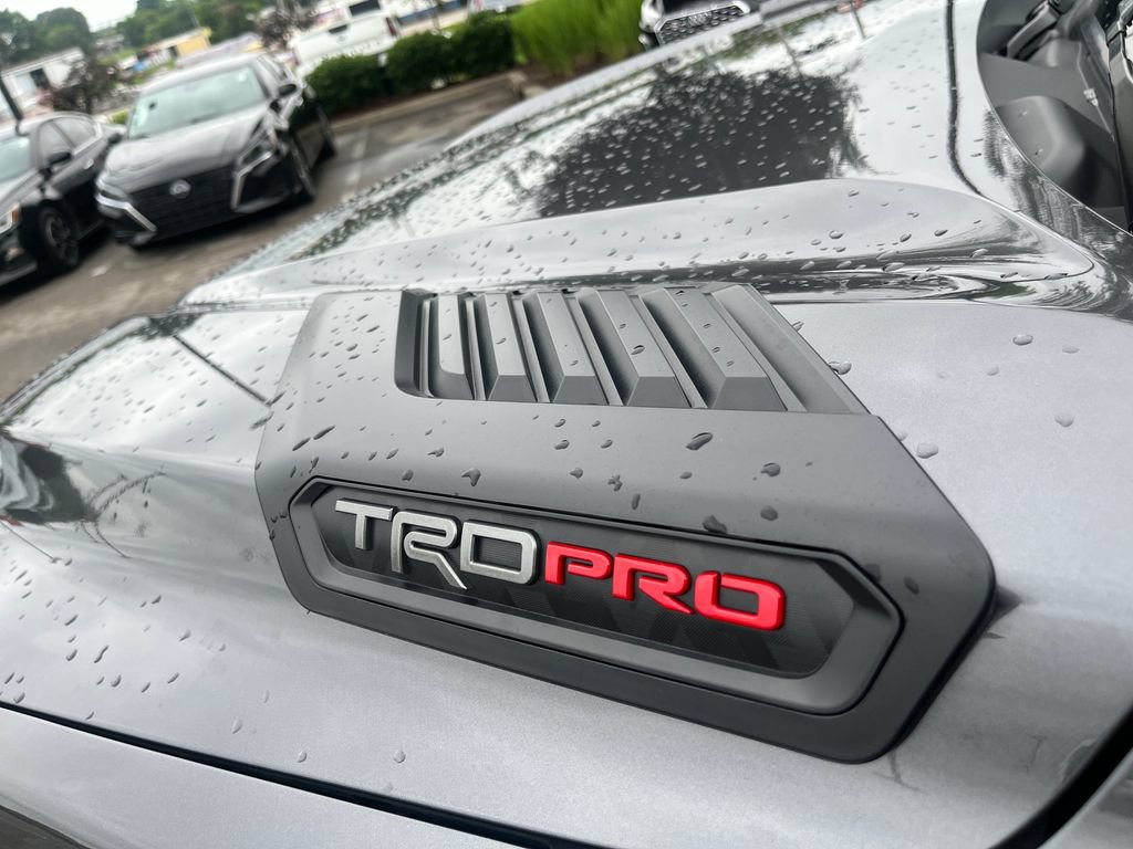 Used 2025 Toyota Sequoia TRD Pro AWD/4WD image 32