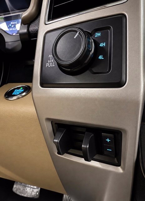 Used 2019 Ford F250 Lariat w/ Lariat Ultimate Package AWD/4WD image 35