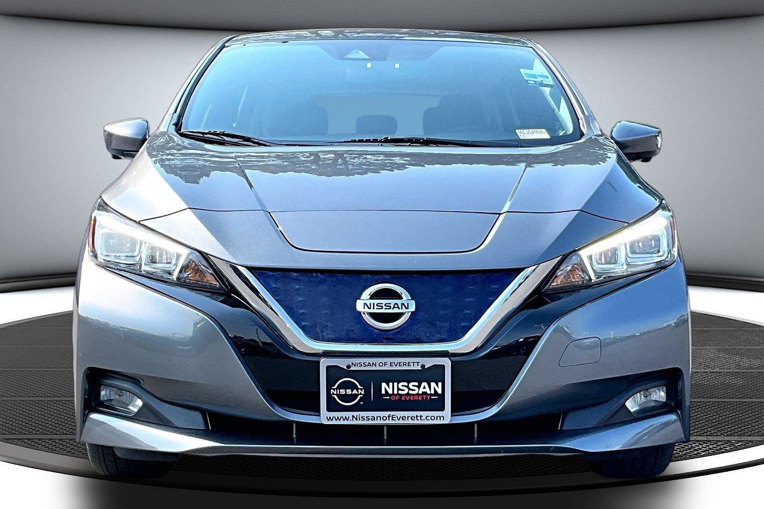 Used 2021 Nissan Leaf SV w/ SV Technology Package FWD image 3