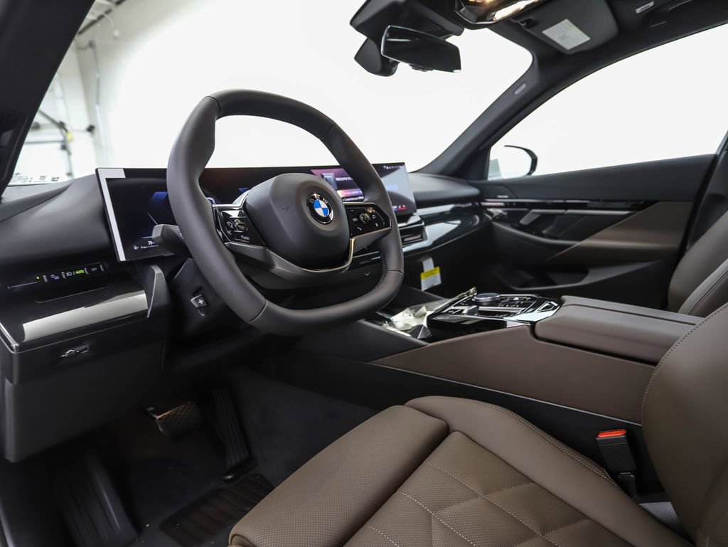 Used 2026 BMW 530i xDrive image 10