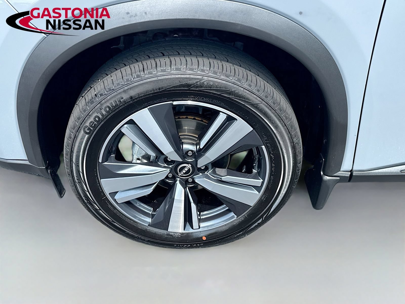 Used 2024 Nissan Rogue SL AWD/4WD image 41