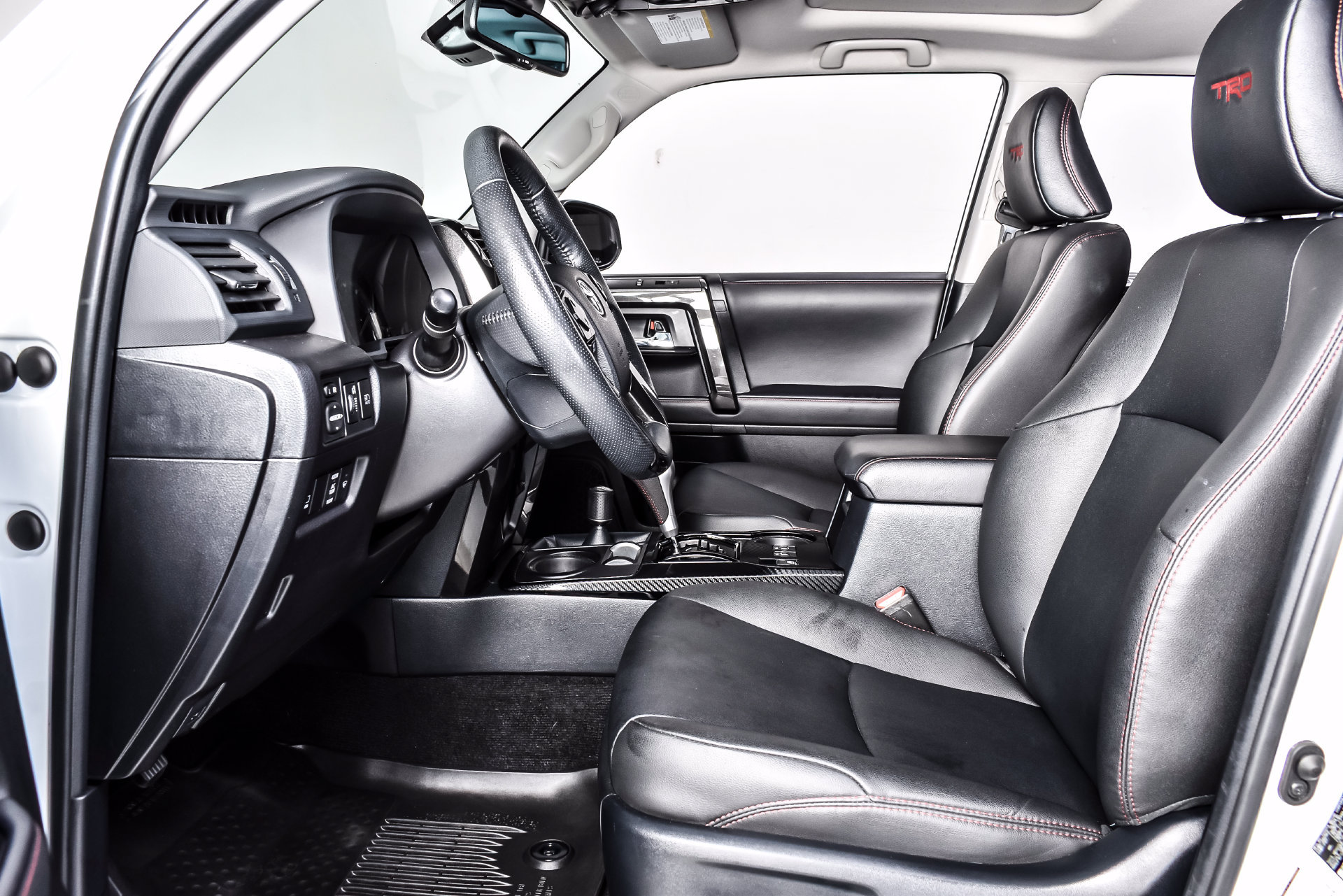 Used 2024 Toyota 4Runner TRD Off-Road Premium w/ Off Road Premium Plus Package AWD/4WD image 13
