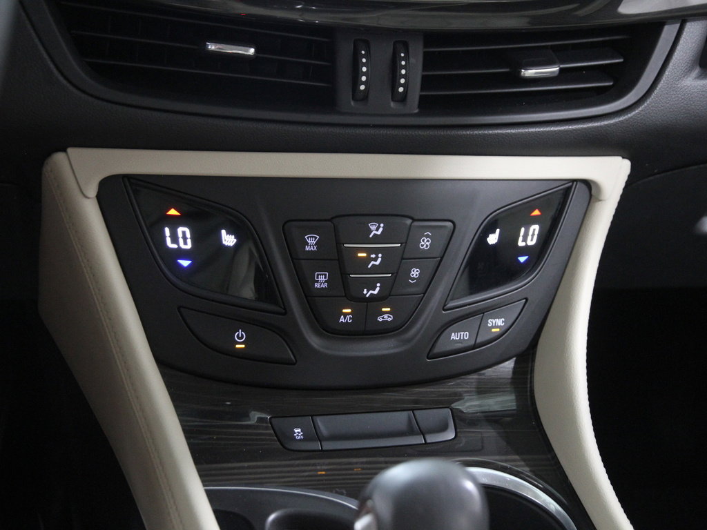 Used 2020 Buick Envision Premium w/ LPO, Active Package image 13