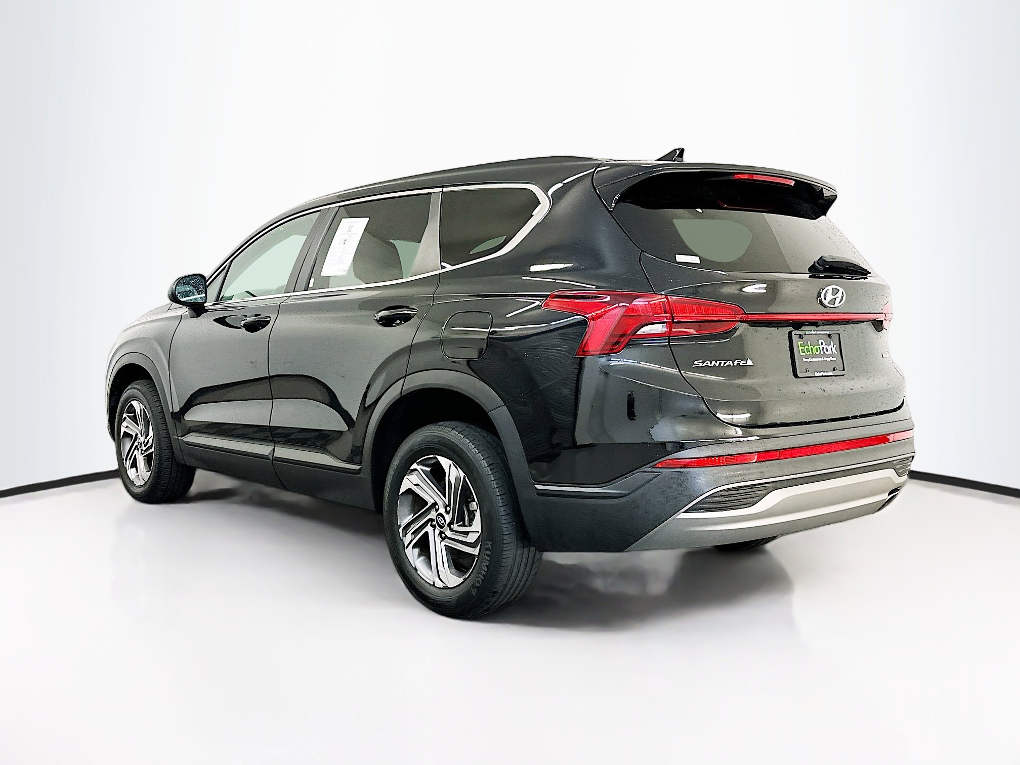Used 2023 Hyundai Santa Fe SE image 5