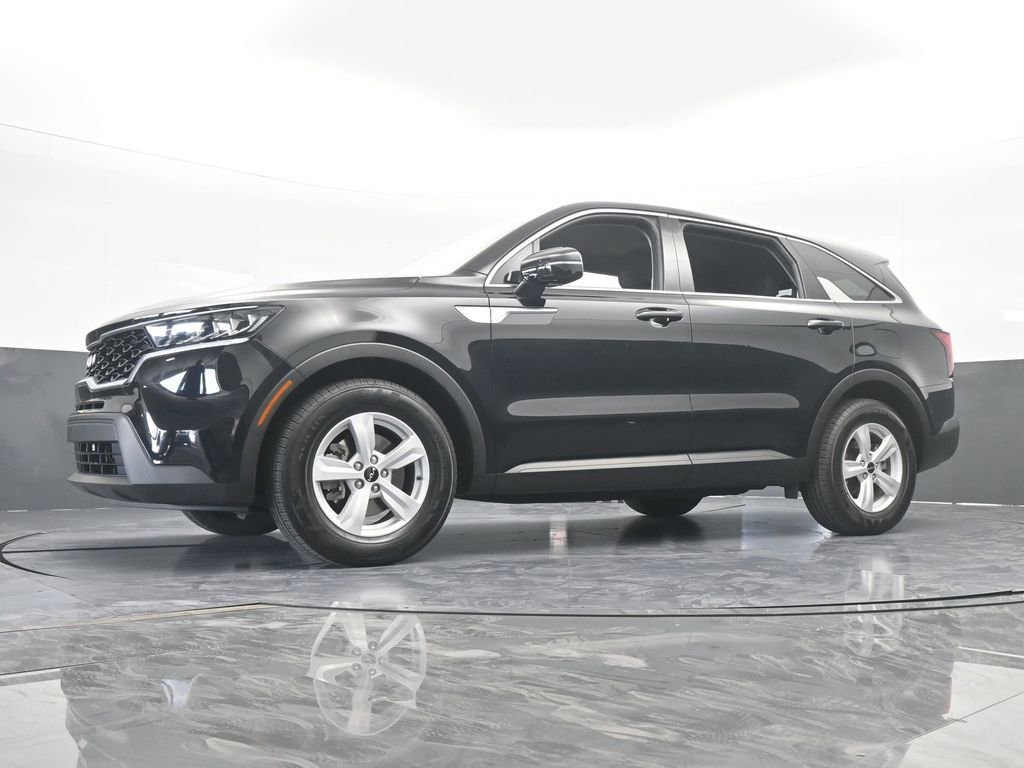 Used 2022 Kia Sorento LX image 54