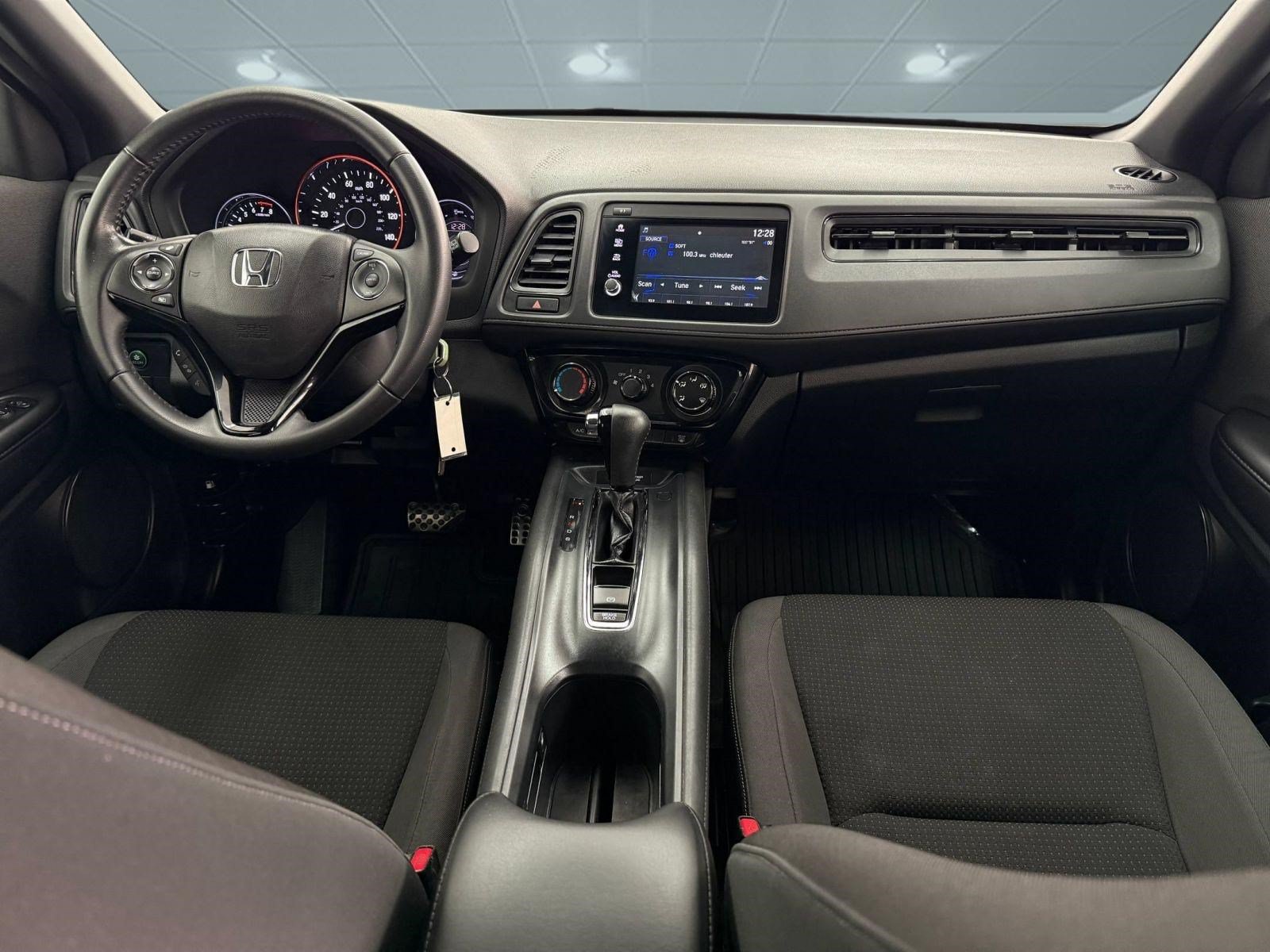 Used 2019 Honda HR-V Sport image 13