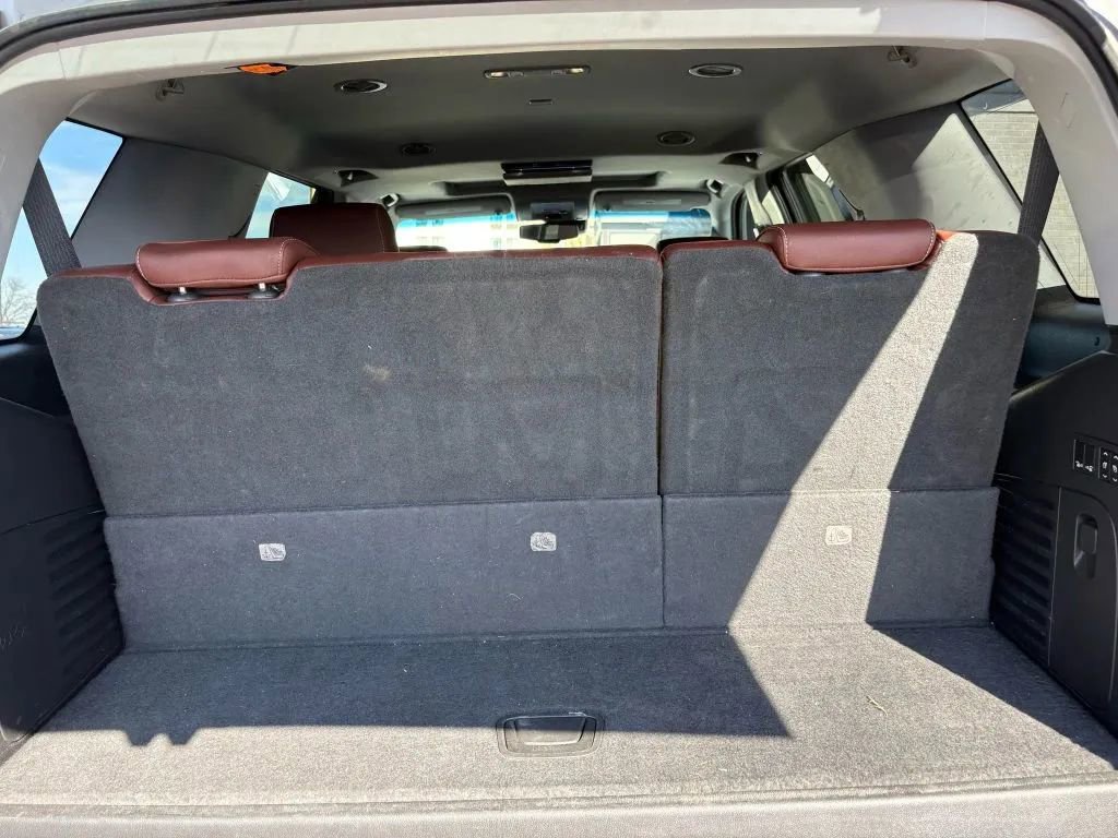 Used 2019 Chevrolet Tahoe Premier w/ Premier Plus Edition AWD/4WD image 22