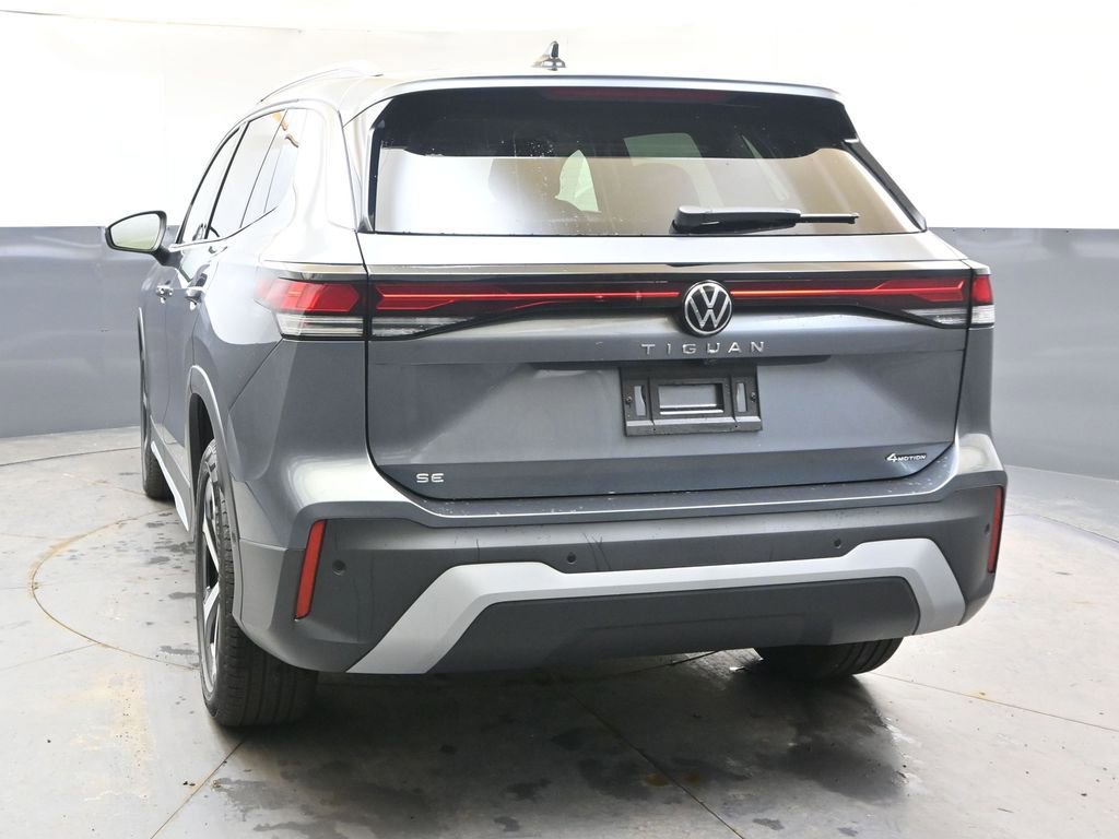 New 2026 Volkswagen Tiguan SE image 4
