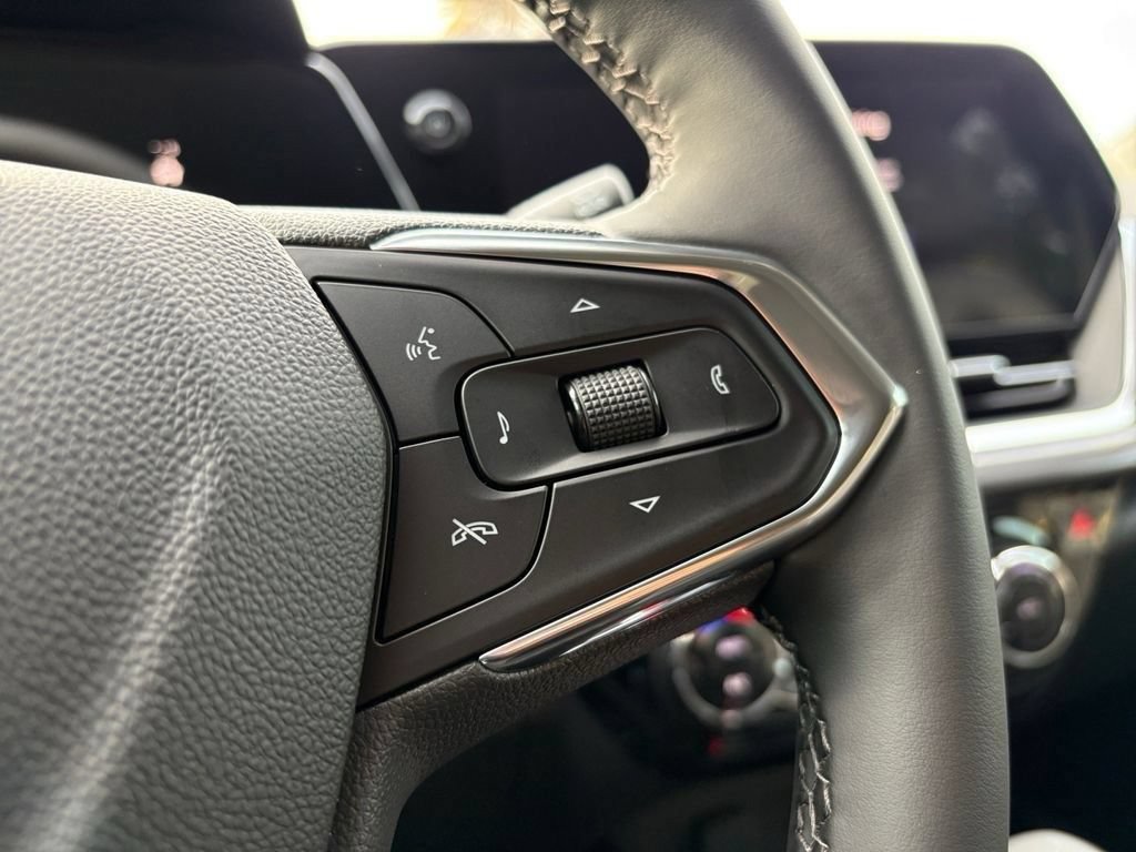 New 2026 Chevrolet Trax ACTIV w/ Driver Confidence Package FWD image 16